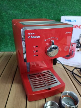 Cafetera express - Saeco HD8323/12 POEMIA FOCUS RED 15 Bares de presión, Bomba de presión de