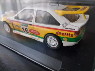 SCALEXTRIC FORD ESCORT RS COSWORTH DONUTS