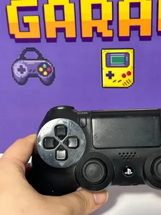 Joystick PS4 Nero - Testato