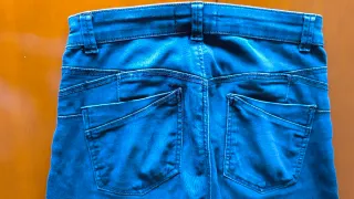 Pantalón ajustado azul