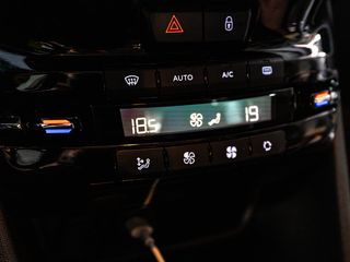 Oferta!! Peugeot 2008 (2017) Allure, Carplay