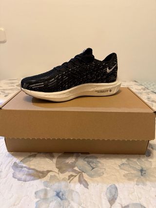 Nike Pegasus Turbo 40.5 sin estrenar