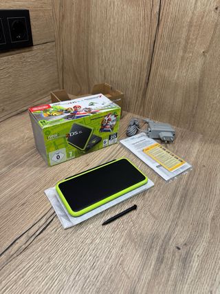 New Nintendo 2DS XL Negra nueva Completa