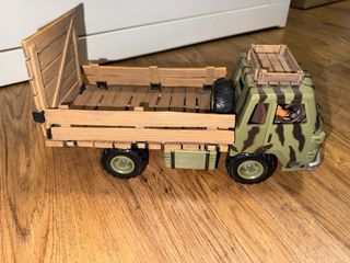 Casa Safari Schleich 42003 y camion safari 42004