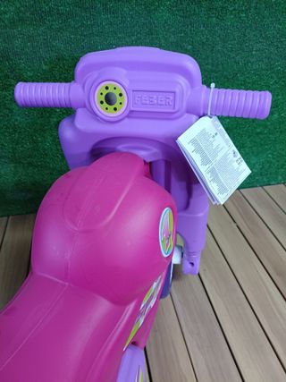 Feber Motofeber 1 Sprint Girl, Correpasillo de Color Rosa con Casco y Ruedas Anchas para Estabilidad y Protección, Uso Dentro o Fuera de Casa, para Niño o Niña de 3 a 5 años, Famosa (800009166)