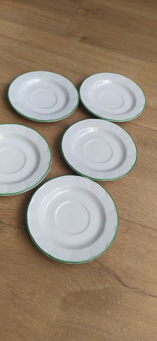 Set 5 Platos de Café Porcelana Blanco y Verde