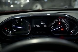 Peugeot 208   5P STYLE 1.6 BlueHDi 100