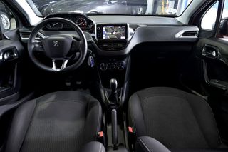 Peugeot 208   5P STYLE 1.6 BlueHDi 100