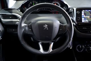 Peugeot 208   5P STYLE 1.6 BlueHDi 100