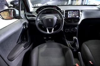 Peugeot 208   5P STYLE 1.6 BlueHDi 100