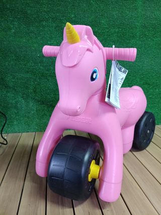 FEBER - Motofeber Unicorn, Correpasillos con Forma de Unicornio, Ruedas Anchas para Estabilidad y Resistencia, Desarrolla Capacidades Psicomotrices, Niños +18 Meses, Famosa (800012983)