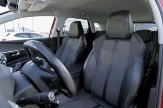 Peugeot 3008   1.5L BlueHDi 96kW 130CV SS Allure