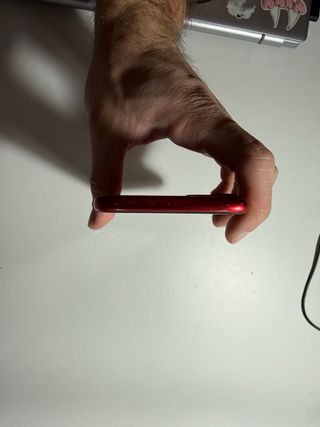 iPhone 11 64 GB Rojo