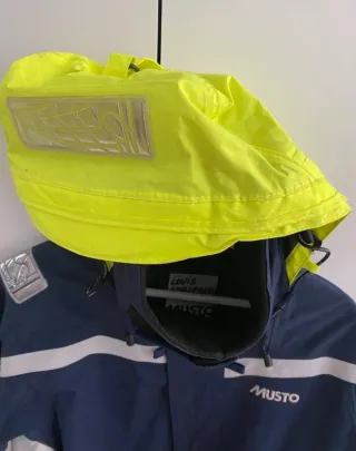 Chaqueta náutica MUSTO azul