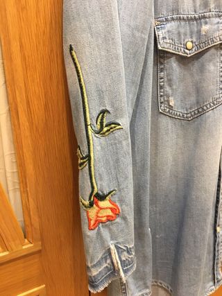 Camisa tejana Zara Woman bordada