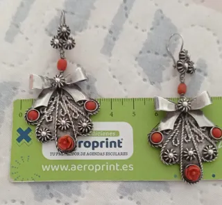 Originales pendientes vintage.