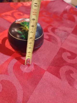 Caixa de madeira pintada estilo oriental