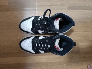 Nike Dunk High Zapatillas Negras y Blancas