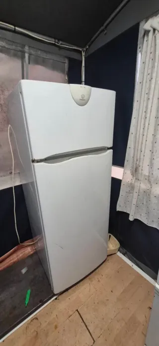 Cocina blanca con horno