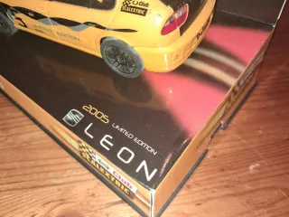 Lote 2 coches Scalextric Club Edición Limitada