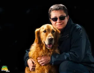 Paseador de perros/Passejadora de gossos.