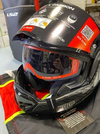 LS2 ADVANT X Carbon Modular Helmet XXL