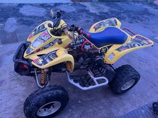 Quad Suzuki LT-Z 400 Amarillo