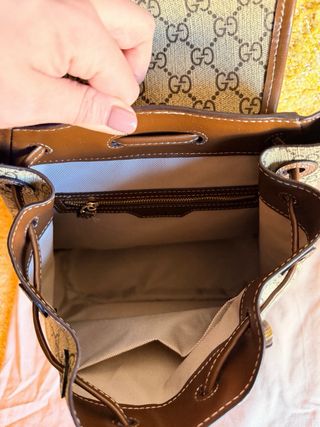 Mochila Gucci GG Supreme