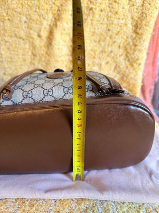 Mochila Gucci GG Supreme