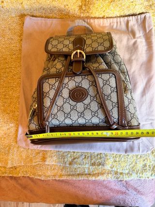 Mochila Gucci GG Supreme