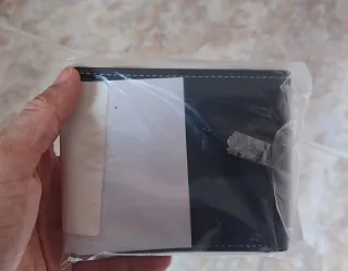 Portafoglio nero da uomo