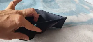 Portafoglio nero da uomo