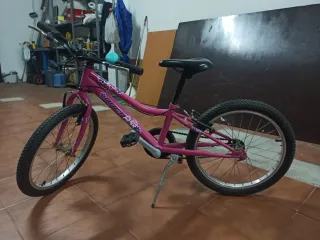 Bicicleta infantil 20 pulgadas rosa sin estrenar