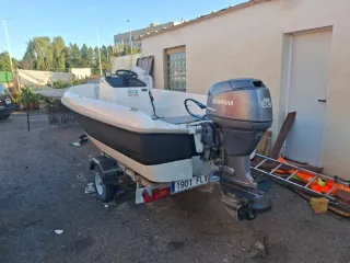 Estable 400 Barco con remolque