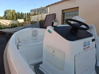 Estable 400 Barco con remolque