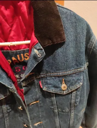 Chaqueta Vaquera Levi's Azul con Forro Rojo