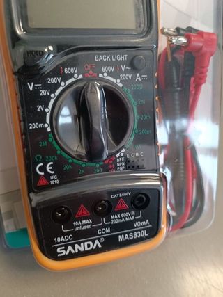 Multimetro digitale. NUOVO!!!