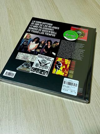 Libro Guns N' Roses 40 Aniversario
