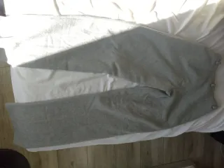 Pantalón gris formal