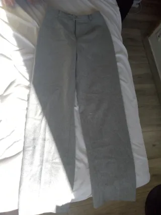 Pantalón gris formal