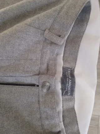 Pantalón gris formal