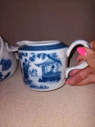 Açucareiro e Leiteira Vista Alegre Kasumi