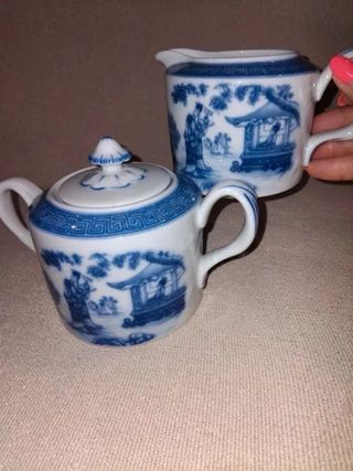 Açucareiro e Leiteira Vista Alegre Kasumi