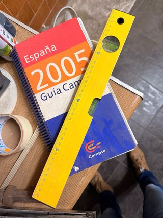 Livello a bolla giallo