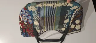 Bolso Multicolor con Bordados Florales