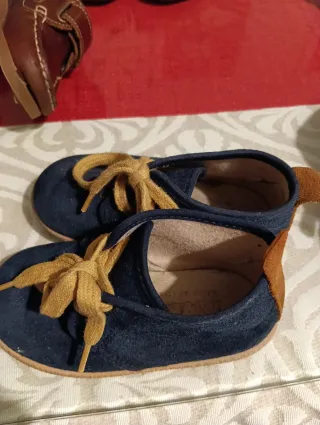 Lote Zapatillas Biomecanic Niña Talla 23 todo 15€