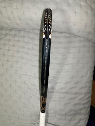 Raqueta Wilson Tempest Four BLX Tenis