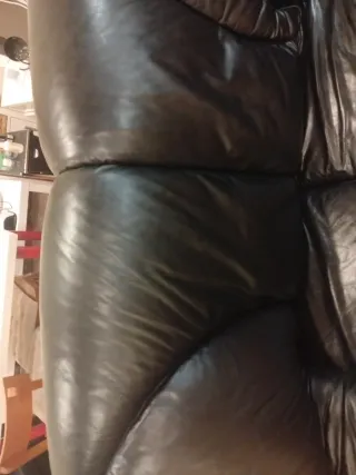 Sofá de polipiel negro 2 plazas. medidas 1'30