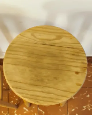 Taburetes de madera (2 unidades)