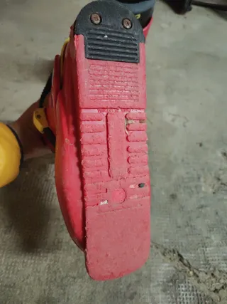 Botas de esquí HEAD rojas y amarillas n 33 aprox.